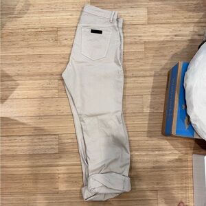 Brand new never worn fear of god essentials white pants size 31 waist